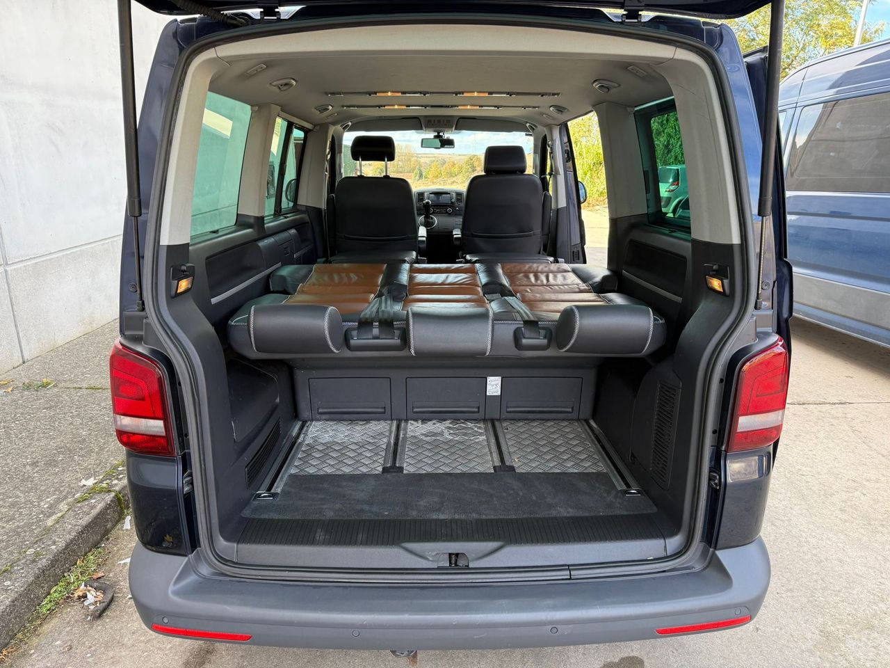 Volkswagen Multivan PanAmericana 2.0 Bi-TDI 180 CV 4MOTION DSG 7 plazas - Foto 21