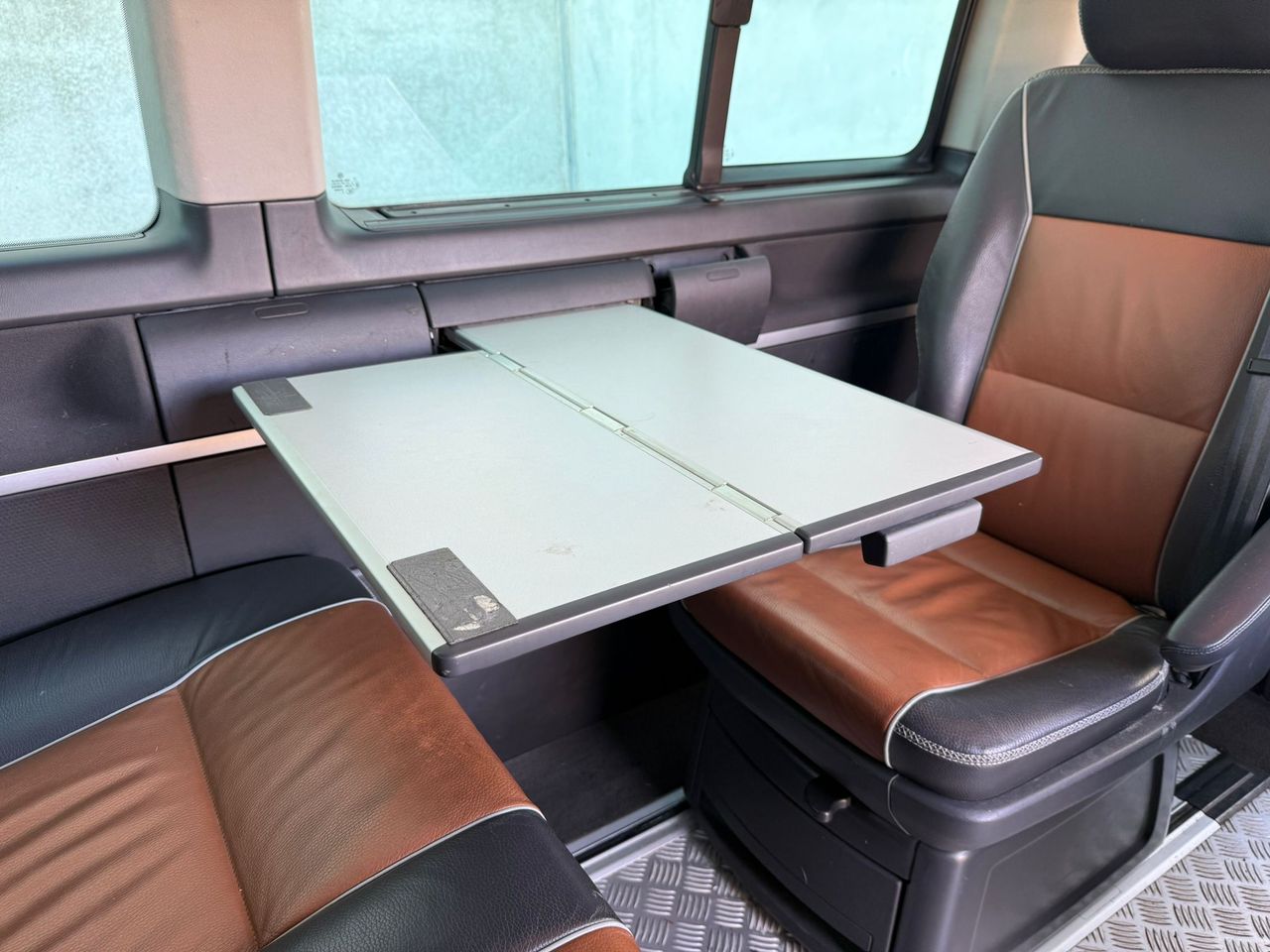 Volkswagen Multivan PanAmericana 2.0 Bi-TDI 180 CV 4MOTION DSG 7 plazas - Foto 39