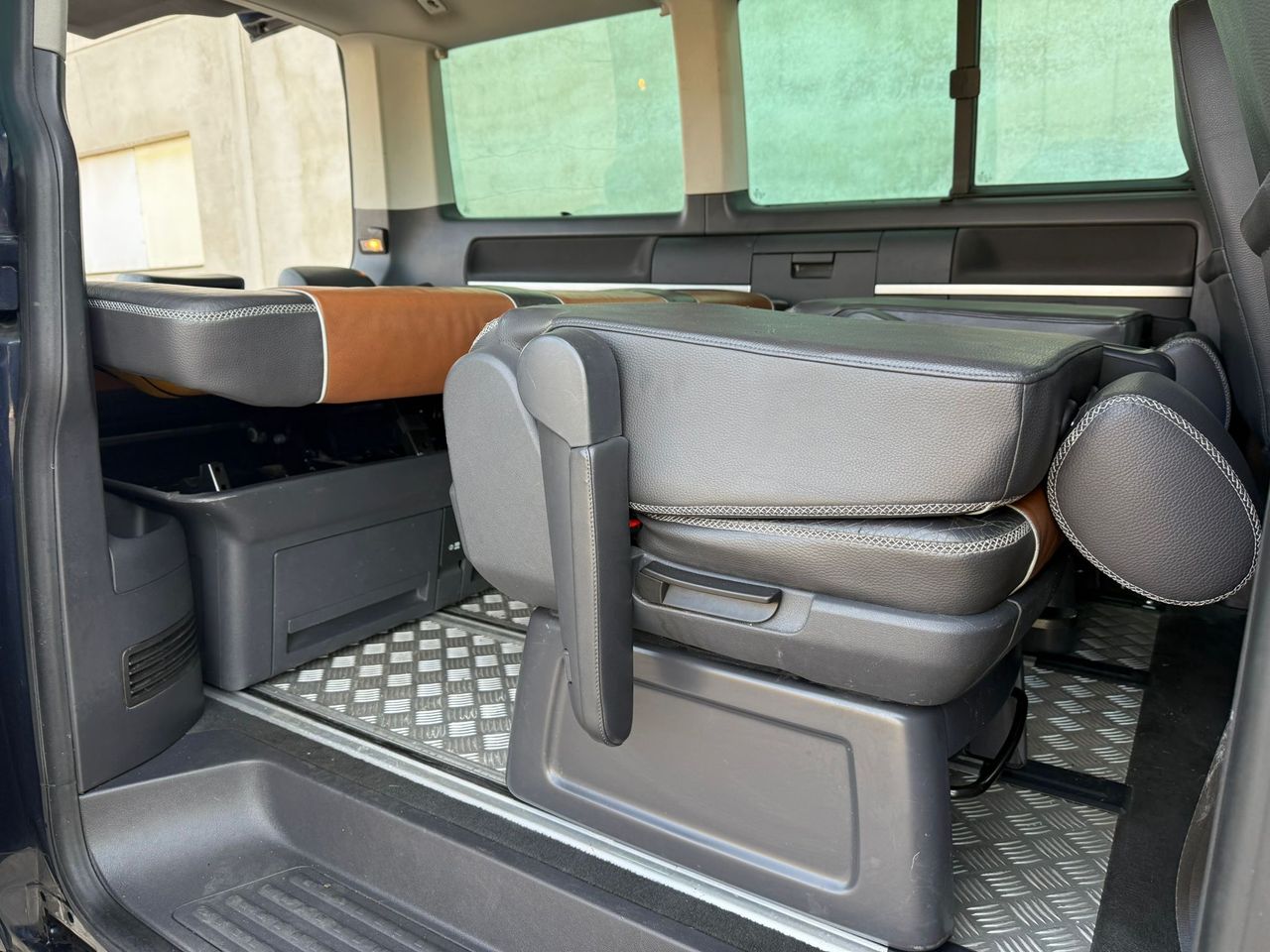 Volkswagen Multivan PanAmericana 2.0 Bi-TDI 180 CV 4MOTION DSG 7 plazas - Foto 40