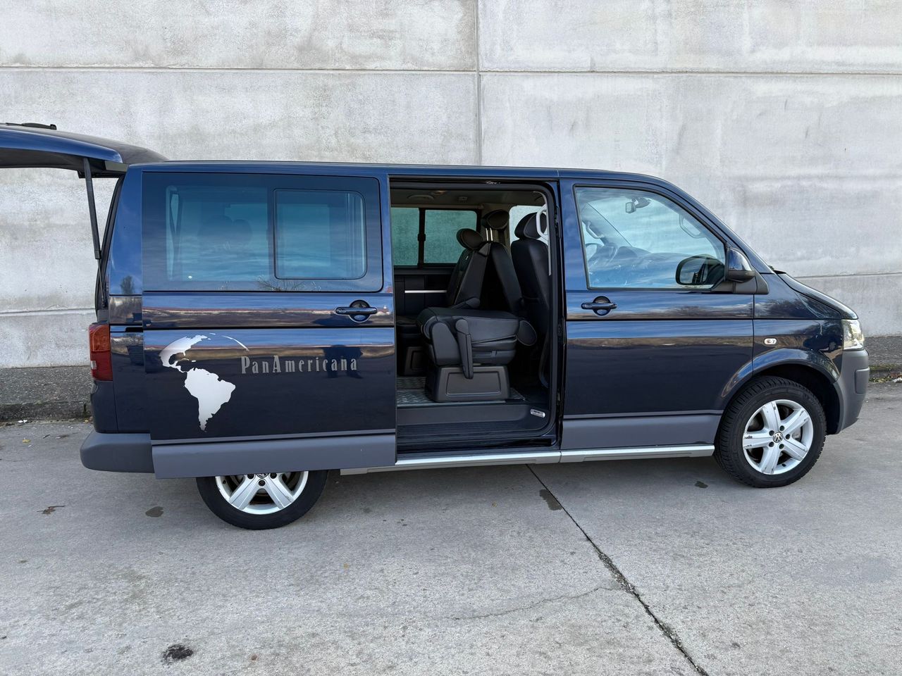 Volkswagen Multivan PanAmericana 2.0 Bi-TDI 180 CV 4MOTION DSG 7 plazas - Foto 3