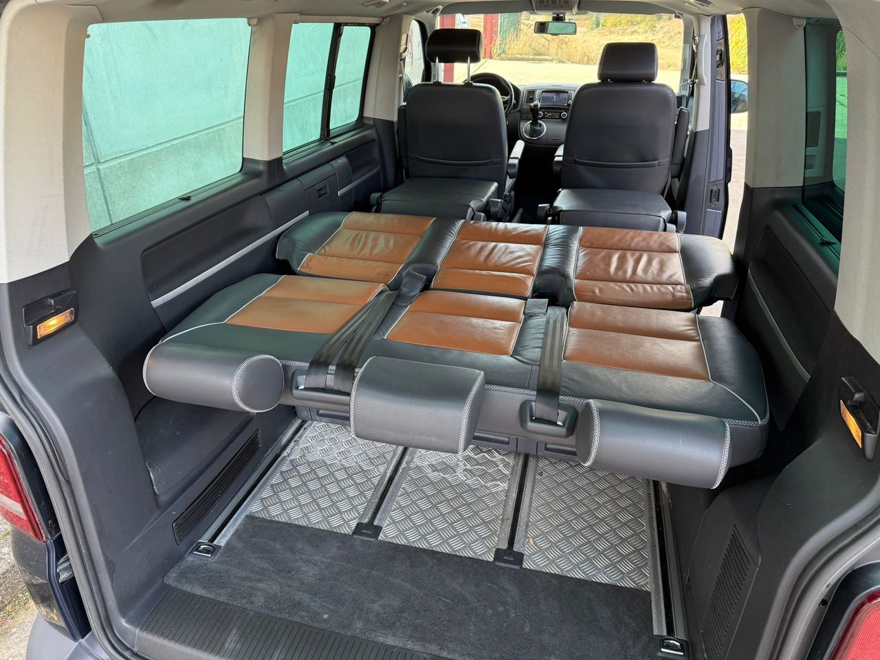 Volkswagen Multivan PanAmericana 2.0 Bi-TDI 180 CV 4MOTION DSG 7 plazas - Foto 9