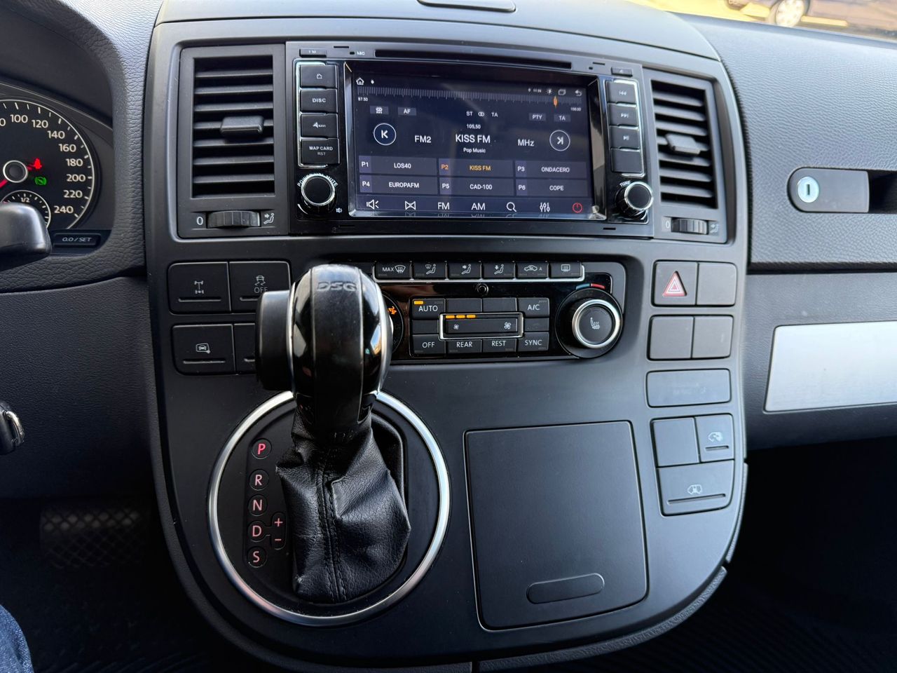 Volkswagen Multivan PanAmericana 2.0 Bi-TDI 180 CV 4MOTION DSG 7 plazas - Foto 32