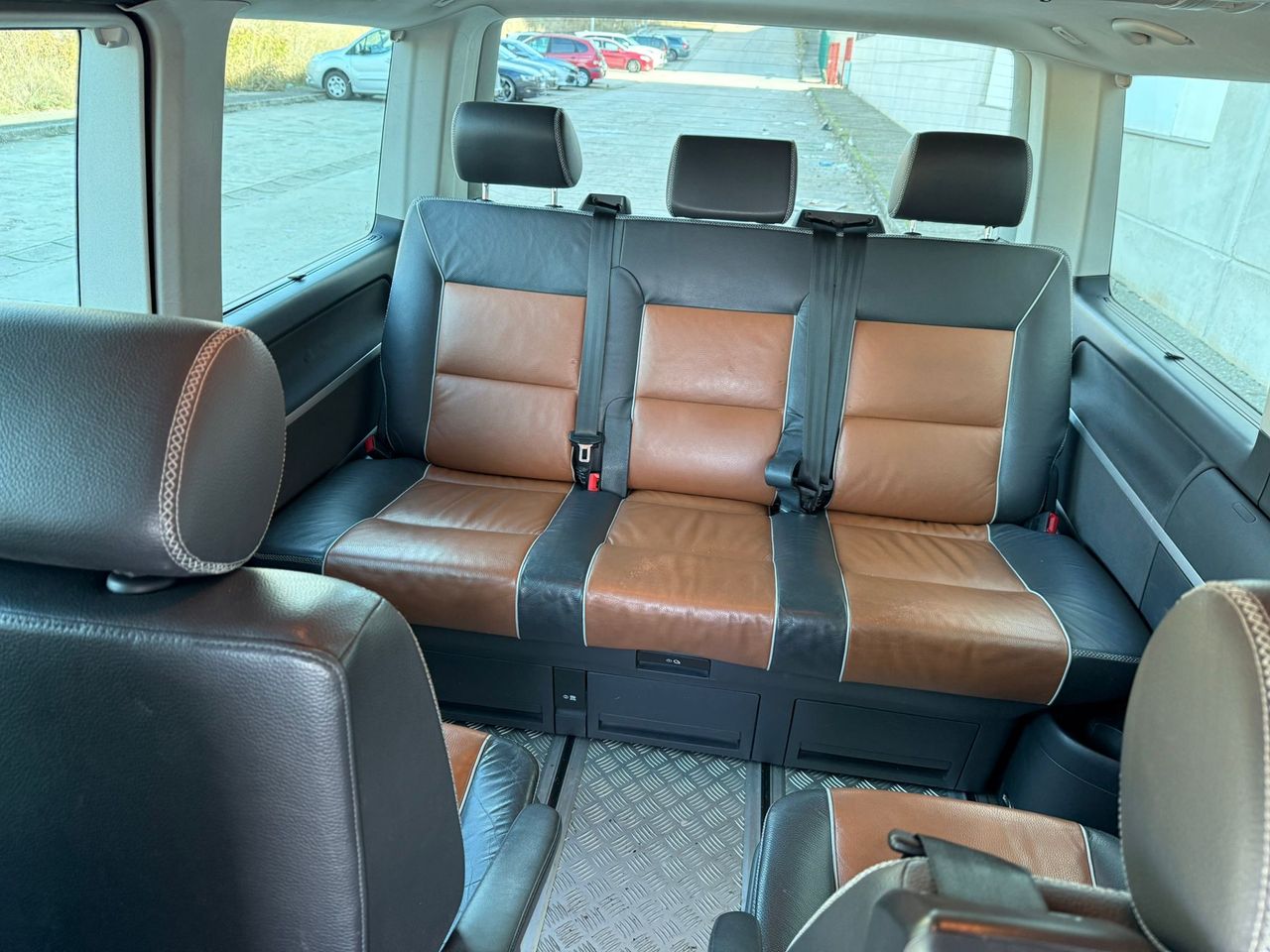 Volkswagen Multivan PanAmericana 2.0 Bi-TDI 180 CV 4MOTION DSG 7 plazas - Foto 41