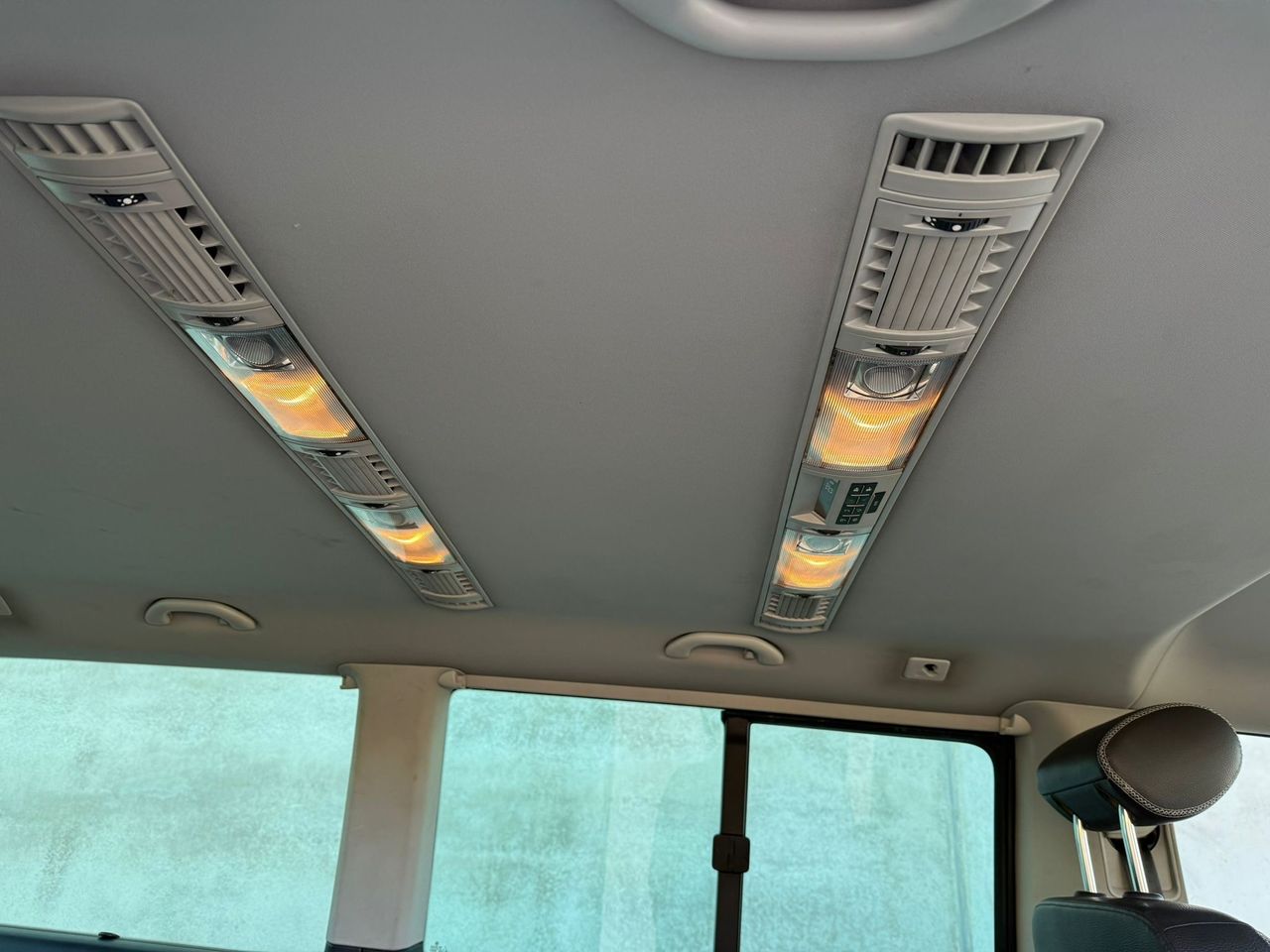 Volkswagen Multivan PanAmericana 2.0 Bi-TDI 180 CV 4MOTION DSG 7 plazas - Foto 58