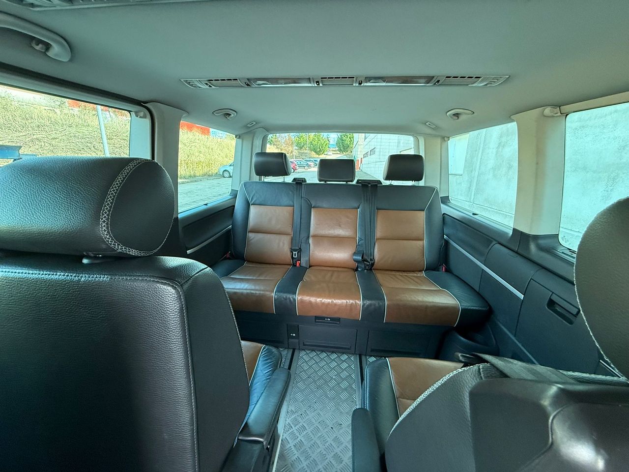 Volkswagen Multivan PanAmericana 2.0 Bi-TDI 180 CV 4MOTION DSG 7 plazas - Foto 47