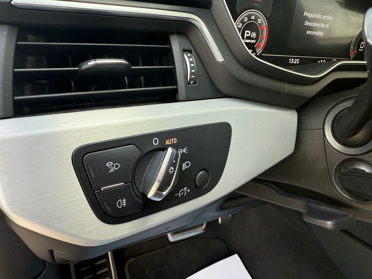 Audi A4 35Tfsi Sline Stronic - Foto 24