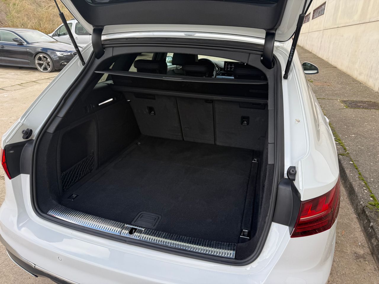 Audi A4 35Tfsi Sline Stronic - Foto 30