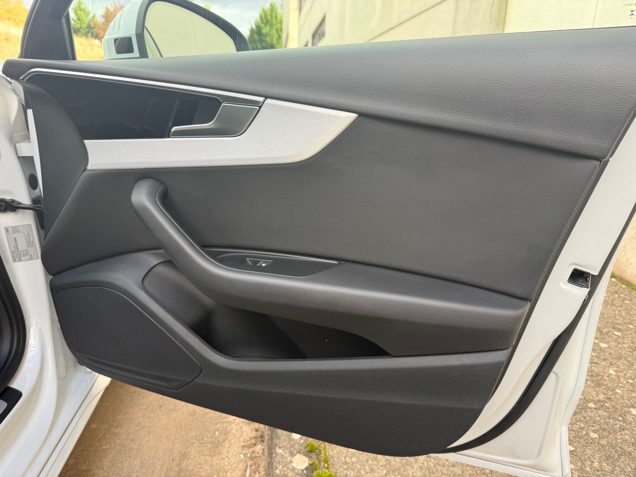 Audi A4 35Tfsi Sline Stronic - Foto 33