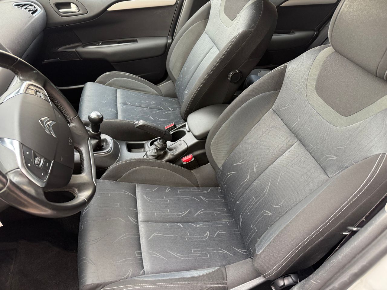 Citroën C4 HDi 90 Business - Foto 17