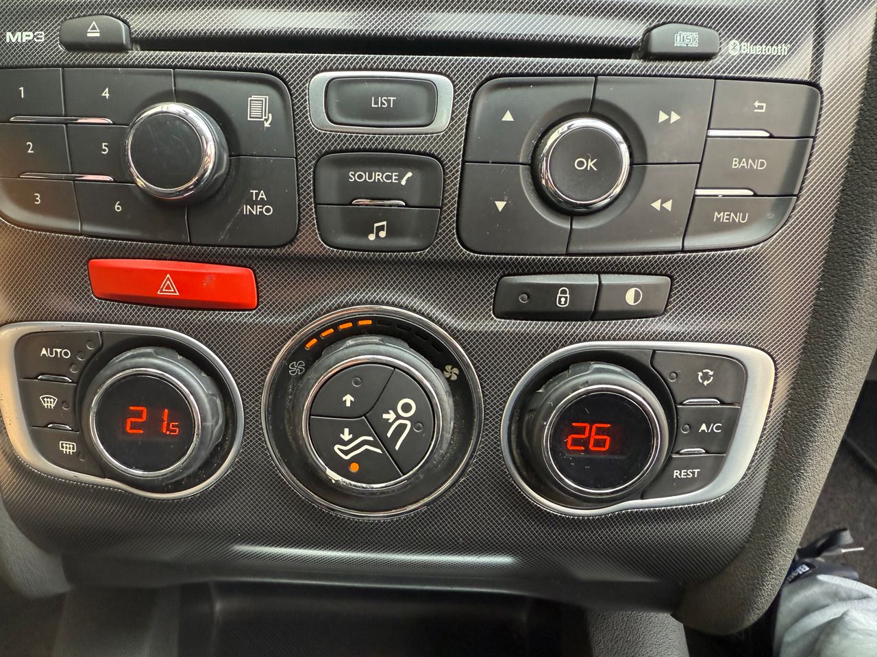 Citroën C4 HDi 90 Business - Foto 37