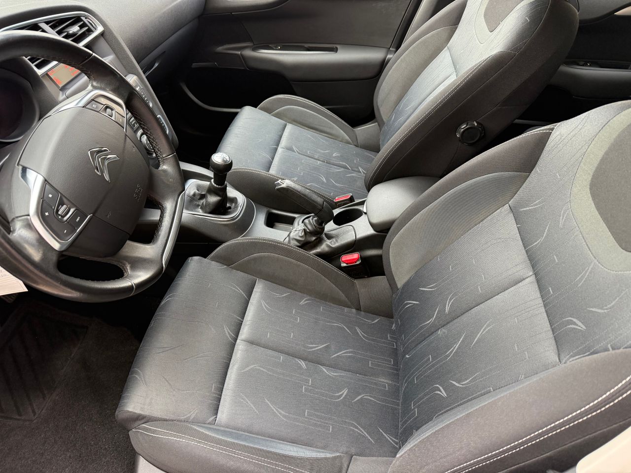 Citroën C4 HDi 90 Business - Foto 18