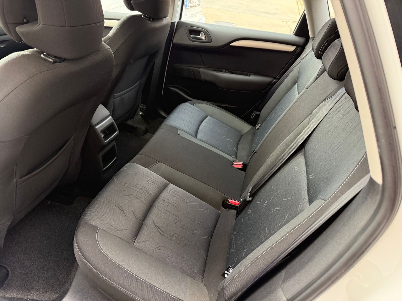 Citroën C4 HDi 90 Business - Foto 22