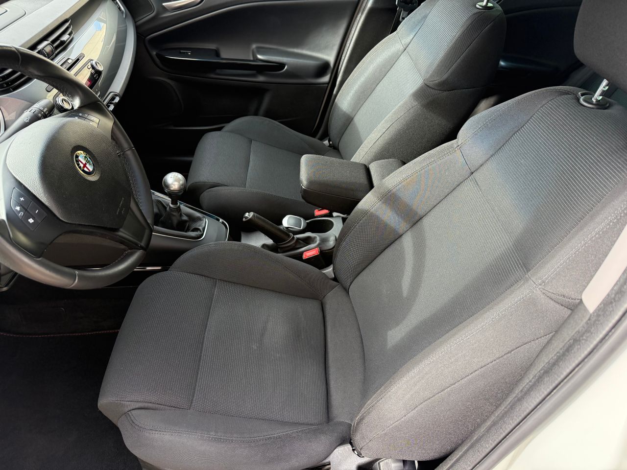 Alfa Romeo Giulietta 1.6 JTDm 105 CV S&S Distinctive - Foto 18