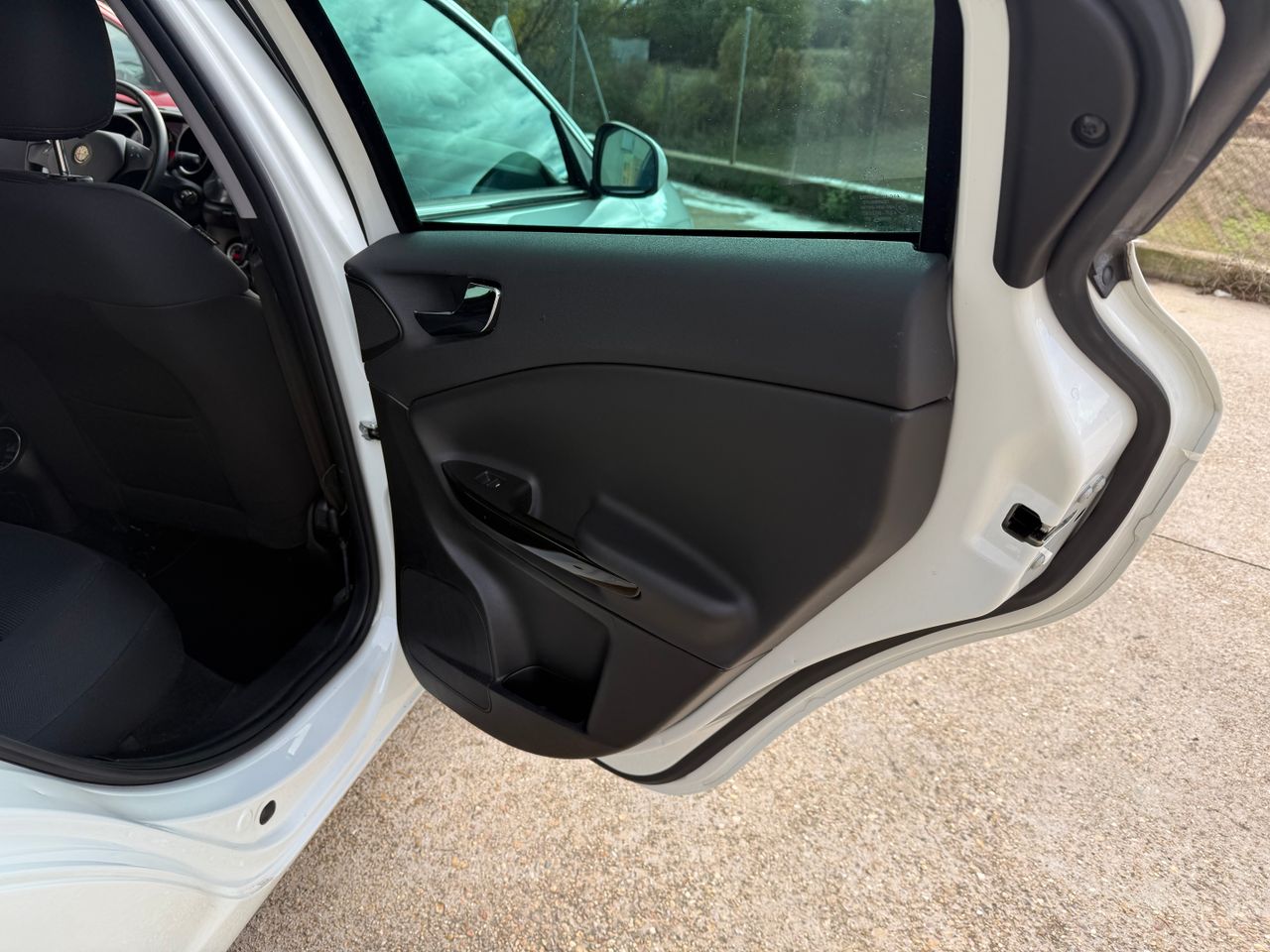 Alfa Romeo Giulietta 1.6 JTDm 105 CV S&S Distinctive - Foto 27