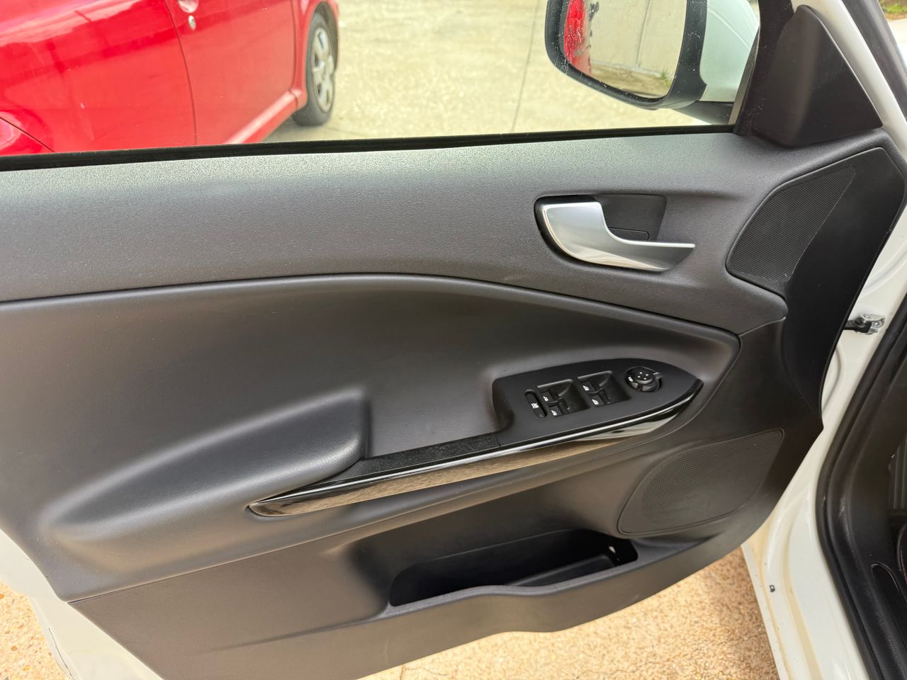 Alfa Romeo Giulietta 1.6 JTDm 105 CV S&S Distinctive - Foto 23