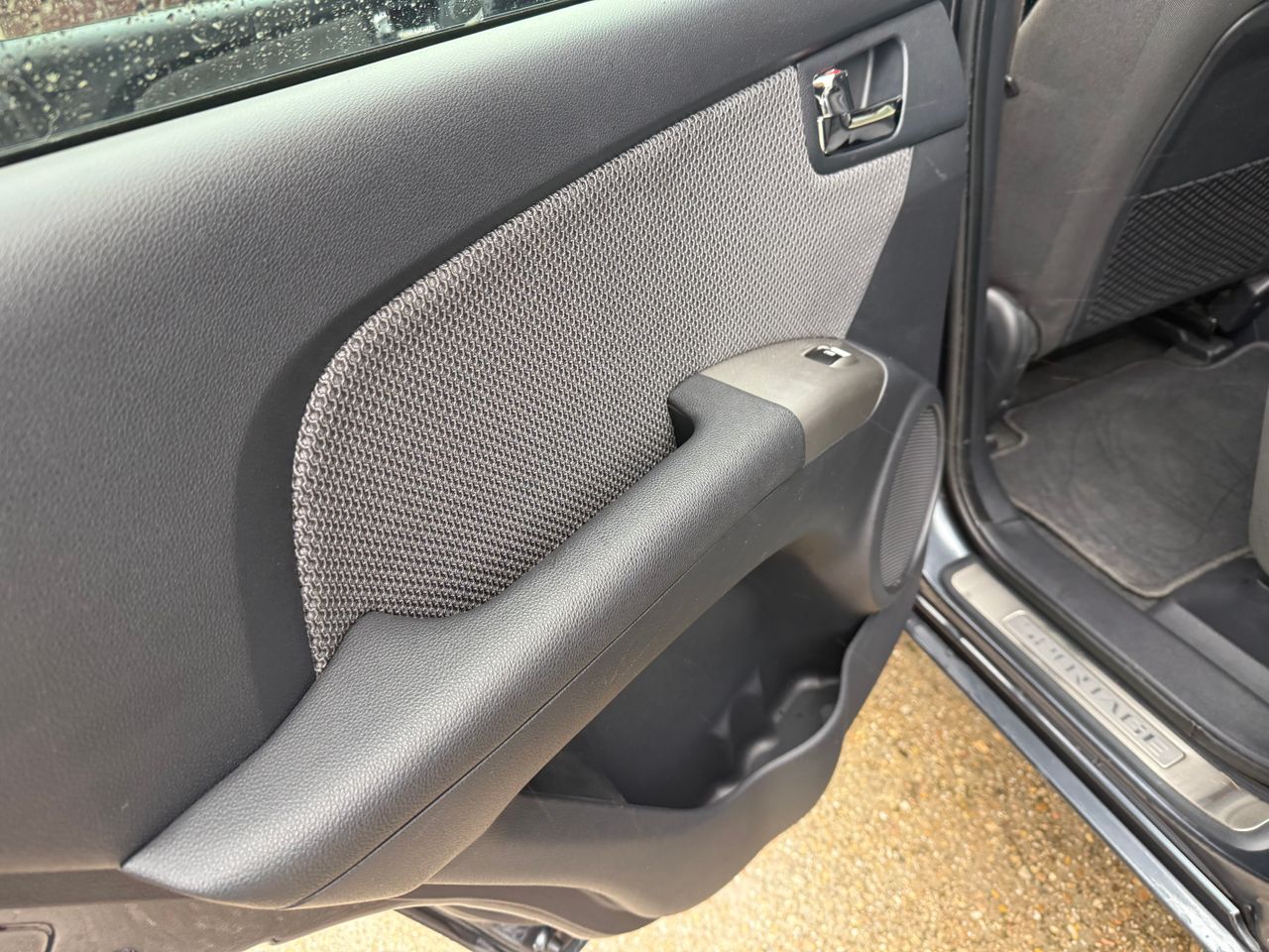 Kia Sportage 2.0 CRDI 4X4 - Foto 23