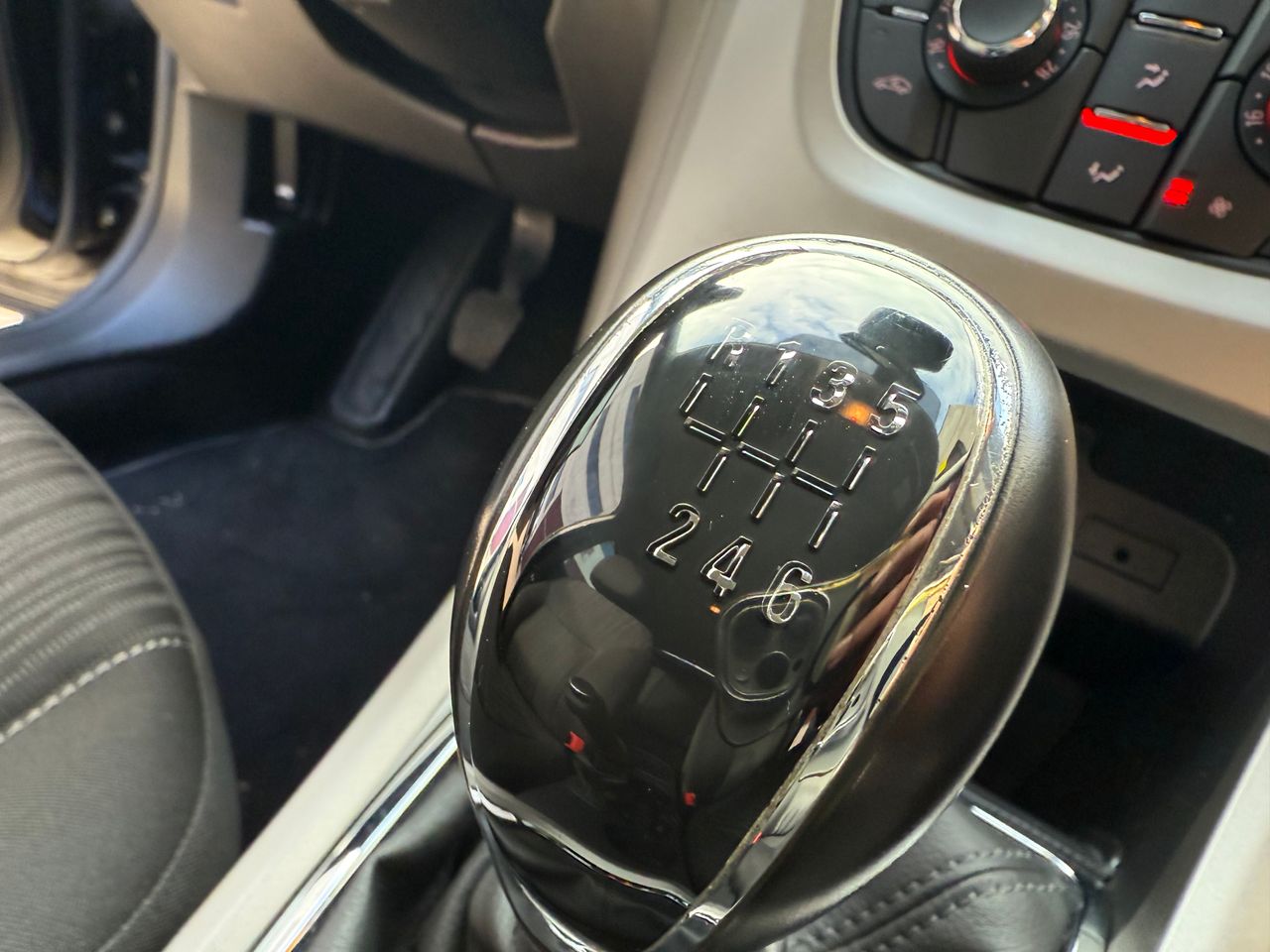 Opel Astra 1.7 CDTI - Foto 33