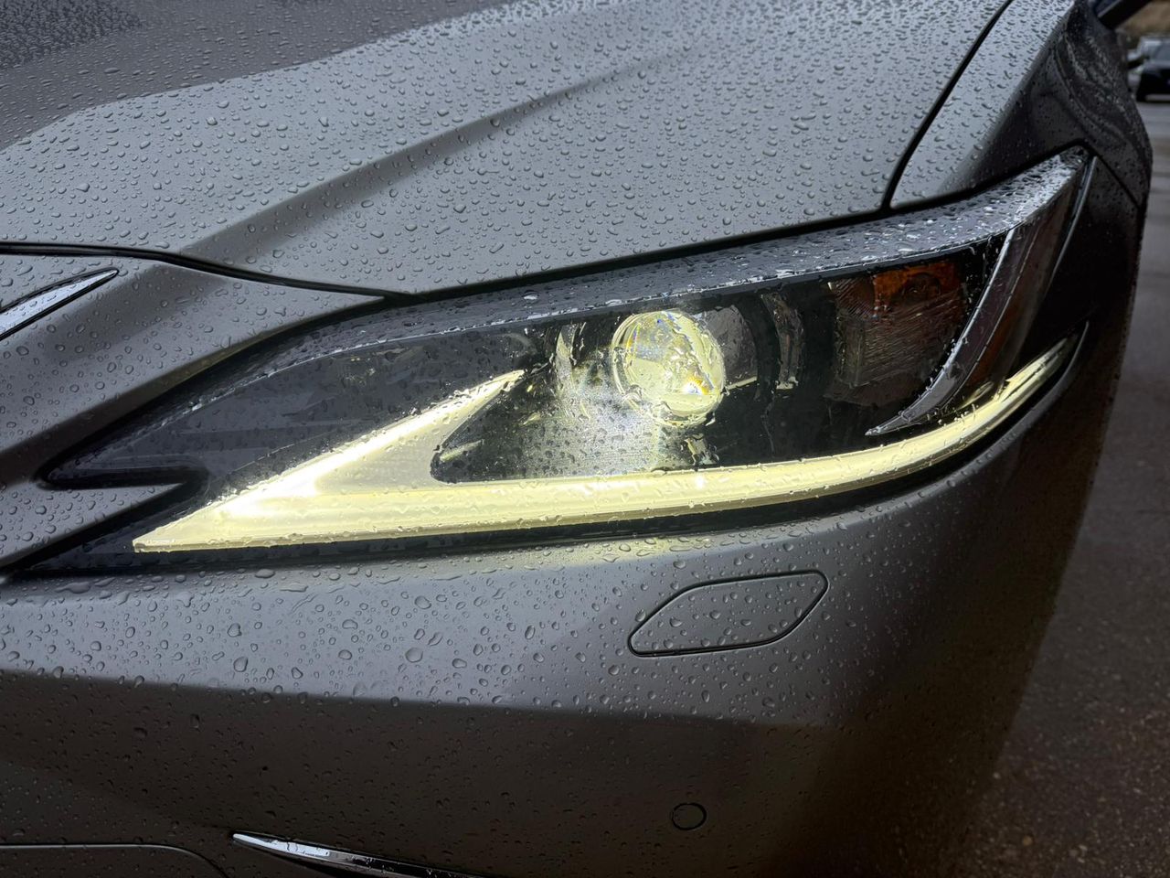 Lexus ES 300h Executive - Foto 76