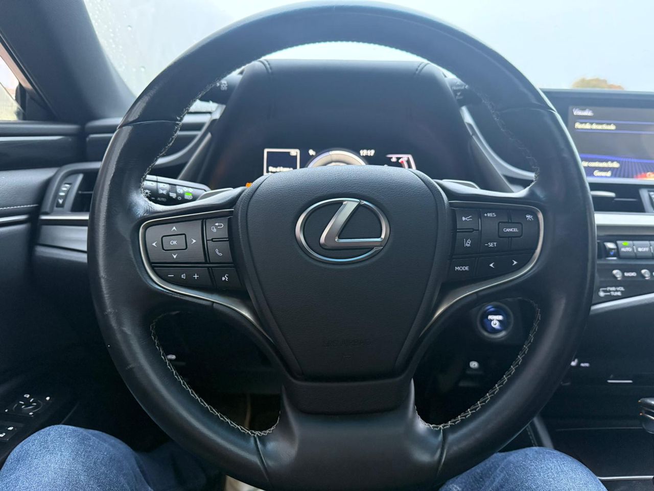 Lexus ES 300h Executive - Foto 67