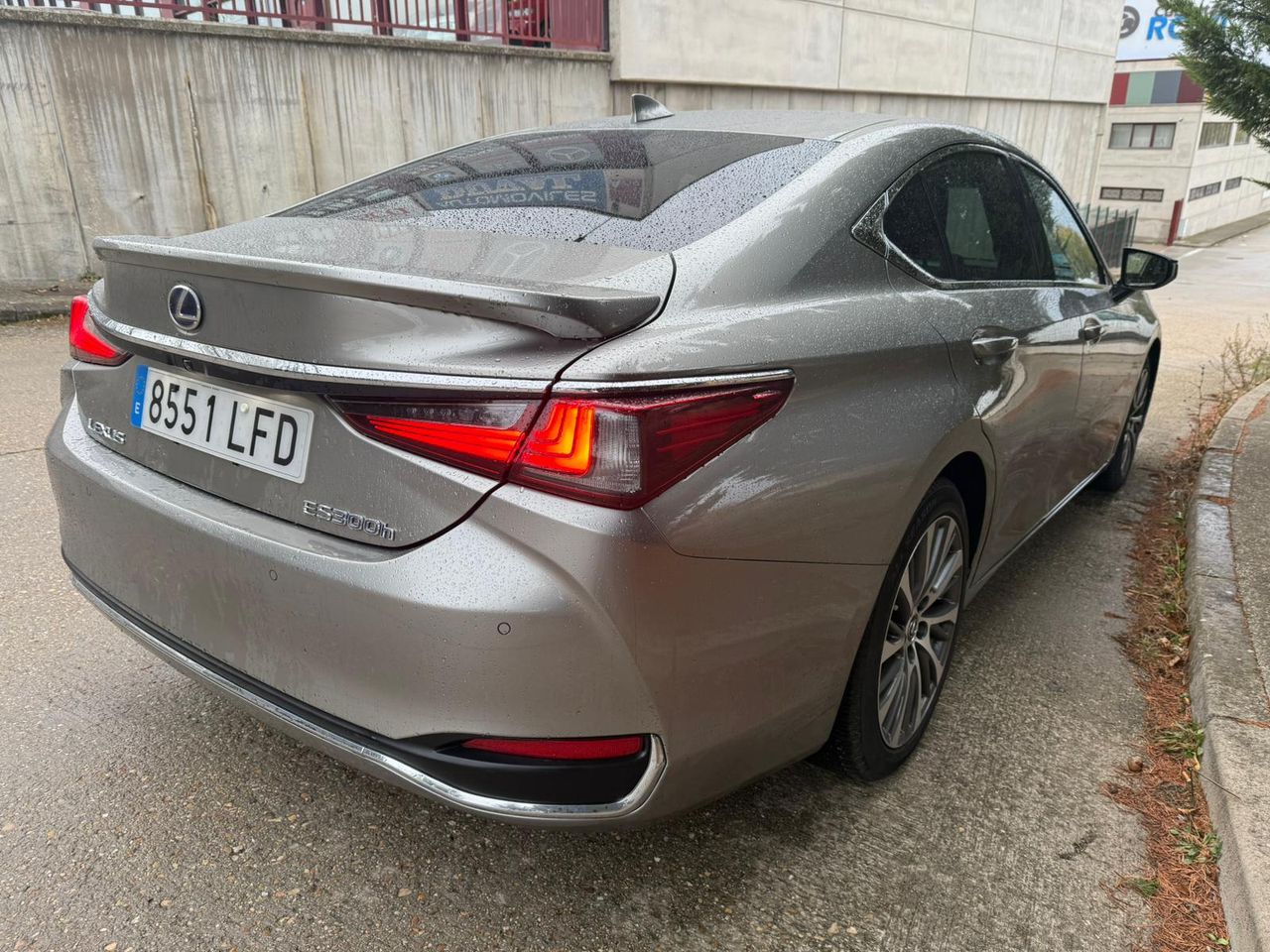 Lexus ES 300h Executive - Foto 12