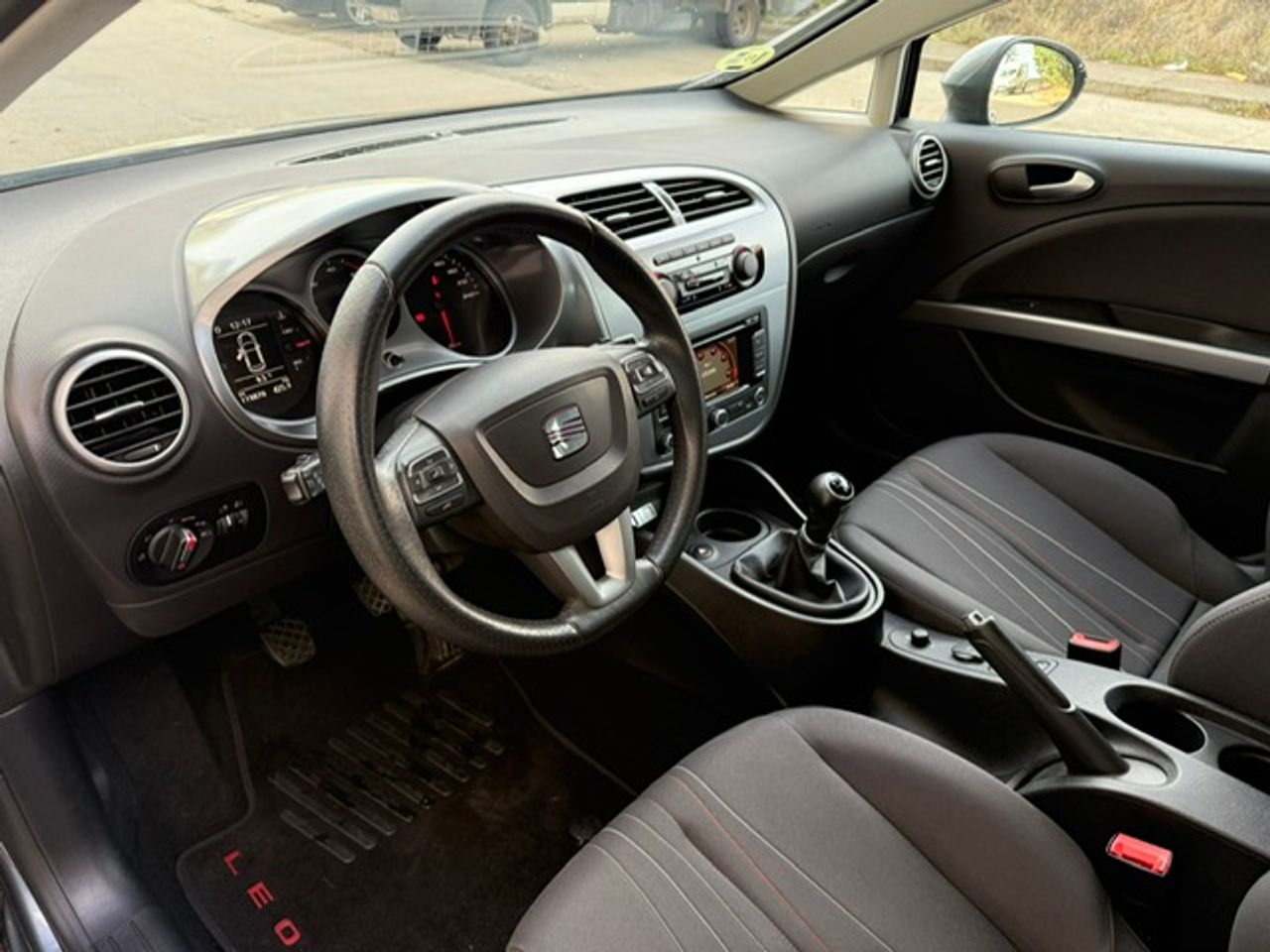 Seat Leon León Style Copa 1.6 TDI CR 105 CV - Foto 27