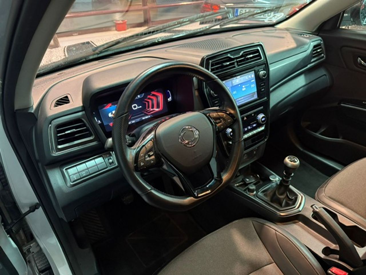 SsangYong Tivoli G15T 4x2 Limited - Foto 28