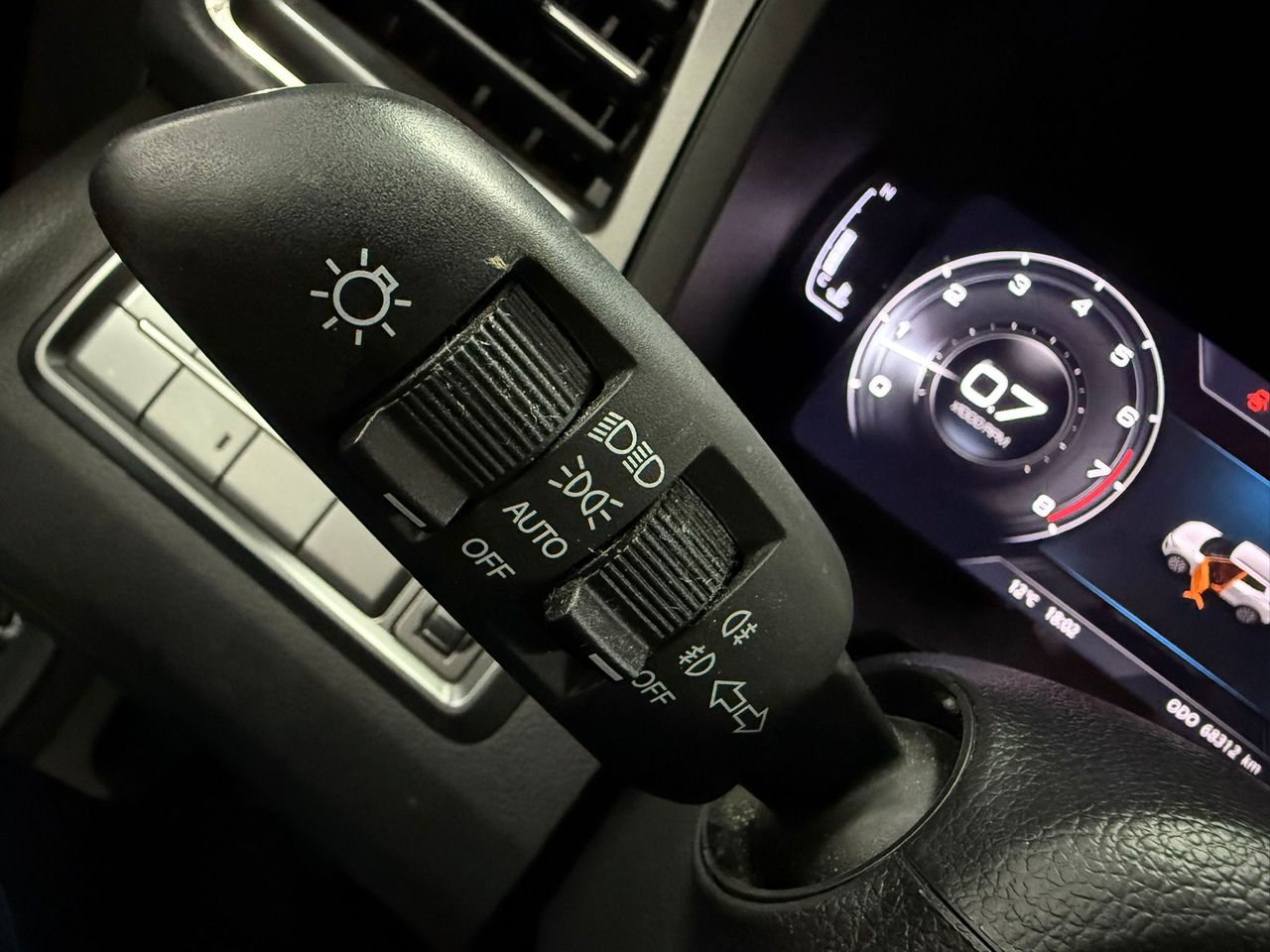 SsangYong Tivoli G15T 4x2 Limited - Foto 55