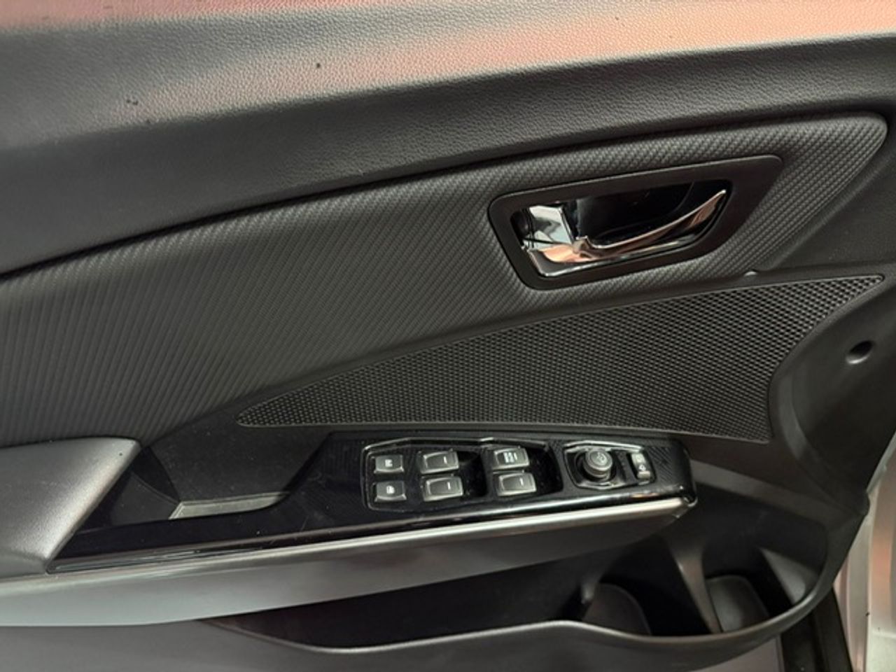 SsangYong Tivoli G15T 4x2 Limited - Foto 30