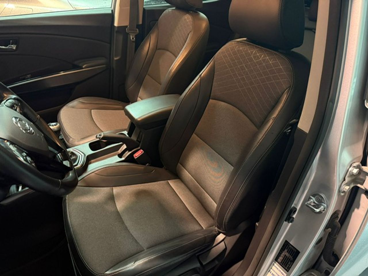 SsangYong Tivoli G15T 4x2 Limited - Foto 31