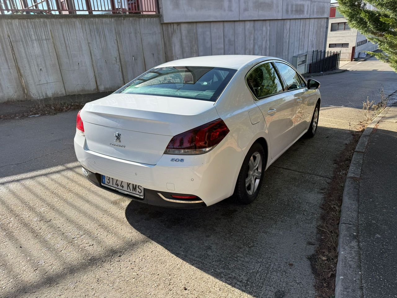 Peugeot 508 4p Active 1.6 BlueHDi 120 - Foto 9