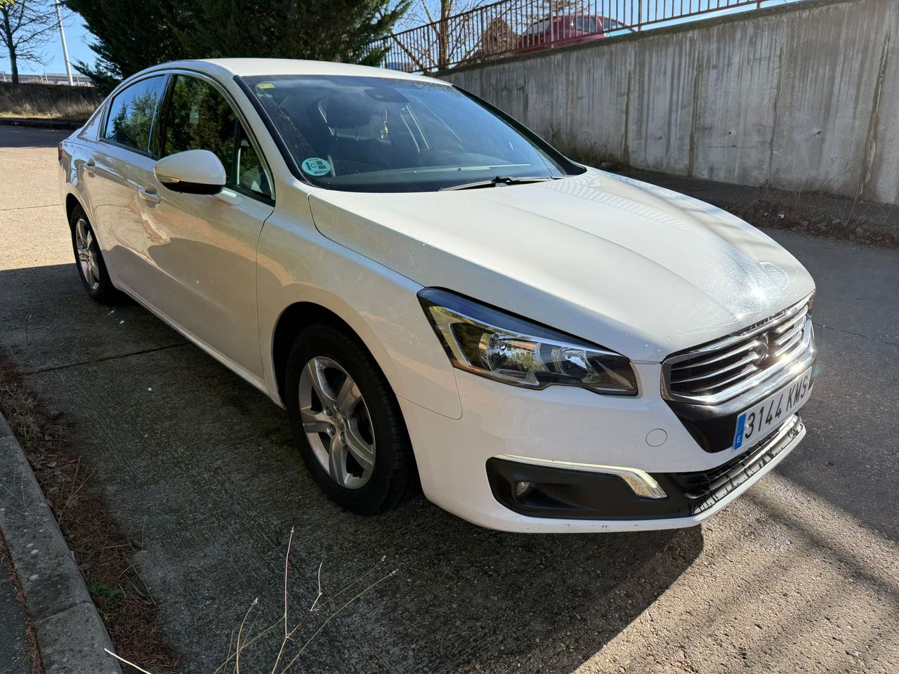 Peugeot 508 4p Active 1.6 BlueHDi 120 - Foto 6
