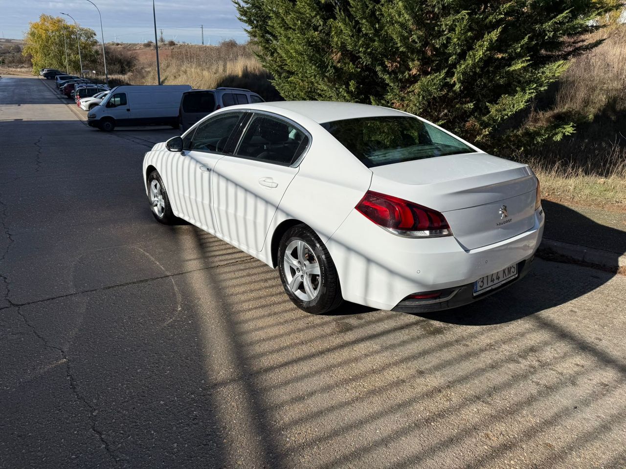 Peugeot 508 4p Active 1.6 BlueHDi 120 - Foto 4