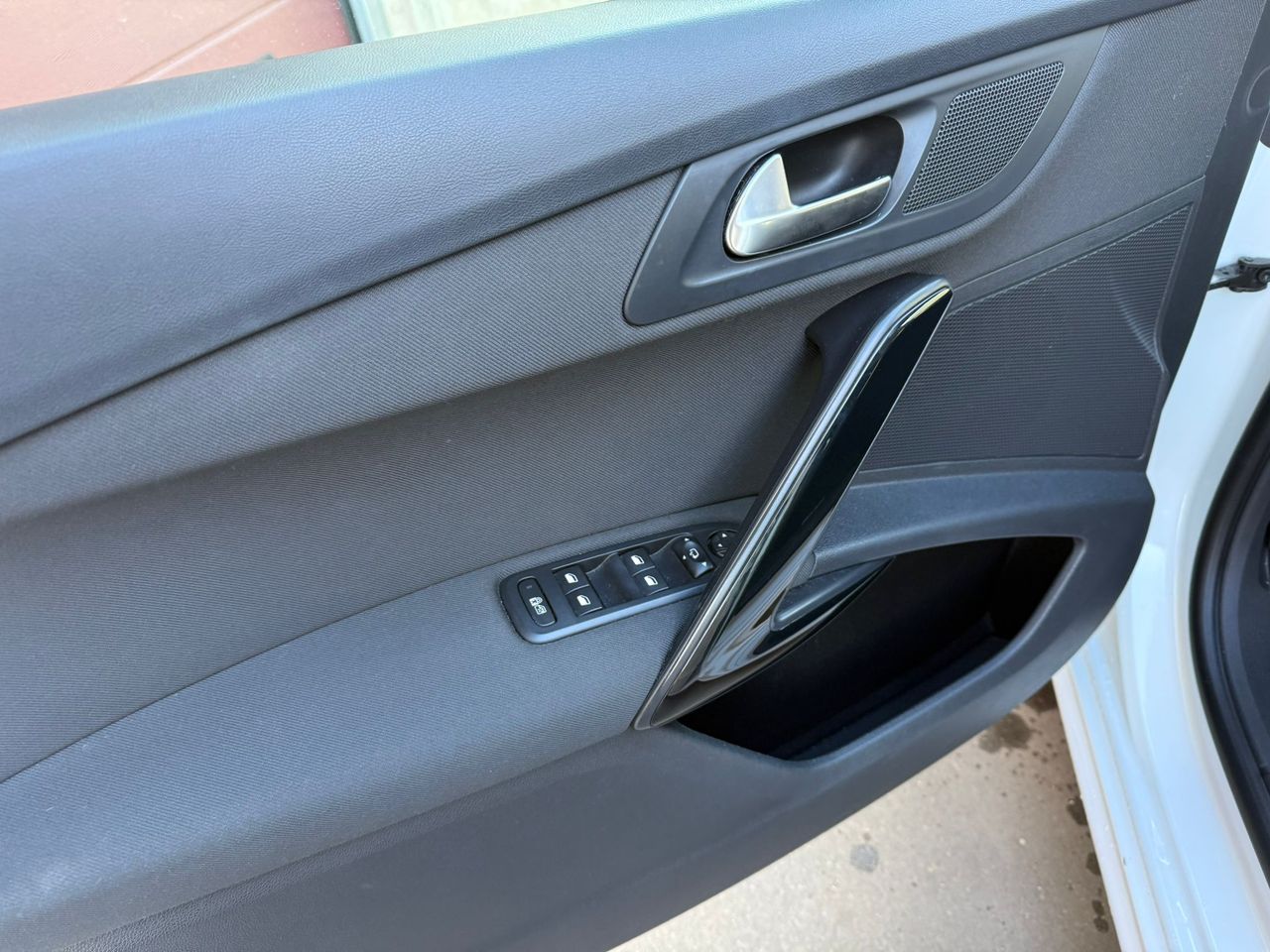 Peugeot 508 4p Active 1.6 BlueHDi 120 - Foto 25