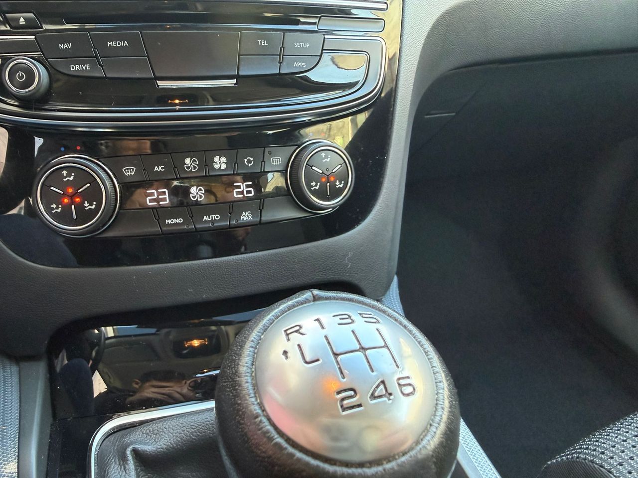 Peugeot 508 4p Active 1.6 BlueHDi 120 - Foto 37