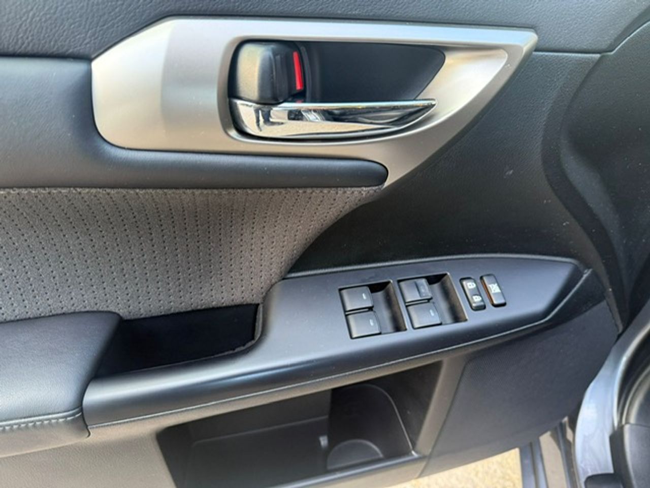 Lexus CT 200h Executive - Foto 28