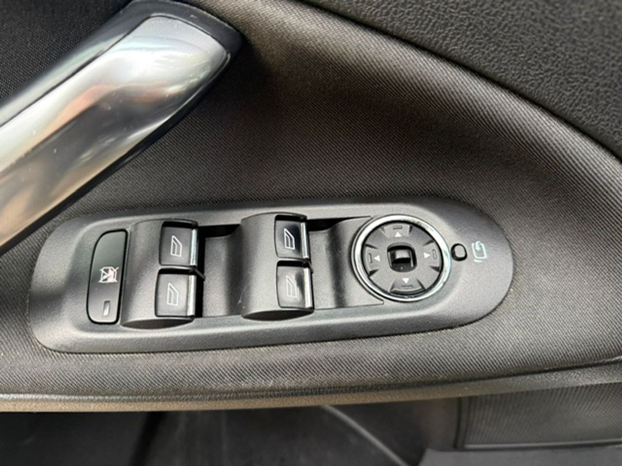 Ford Mondeo Berlina Limited Edition 2.0 TDCi 140 CV - Foto 33