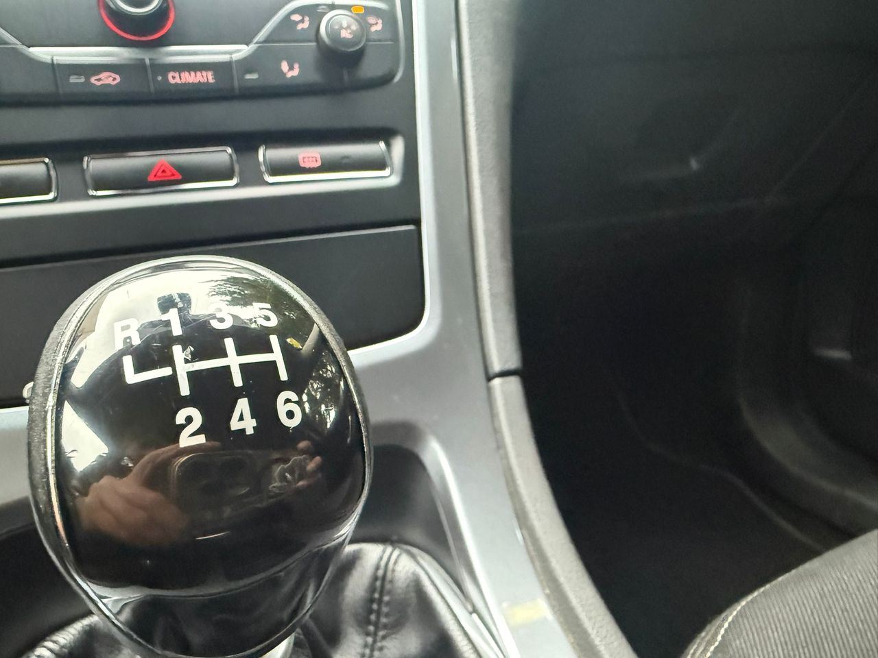 Ford Mondeo Berlina Limited Edition 2.0 TDCi 140 CV - Foto 38