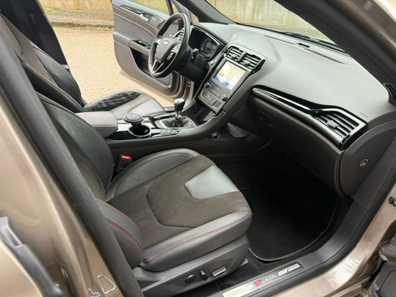 Ford Mondeo 5 puertas ST-Line 2.0 TDCi 110 kW (150 CV) - Foto 46