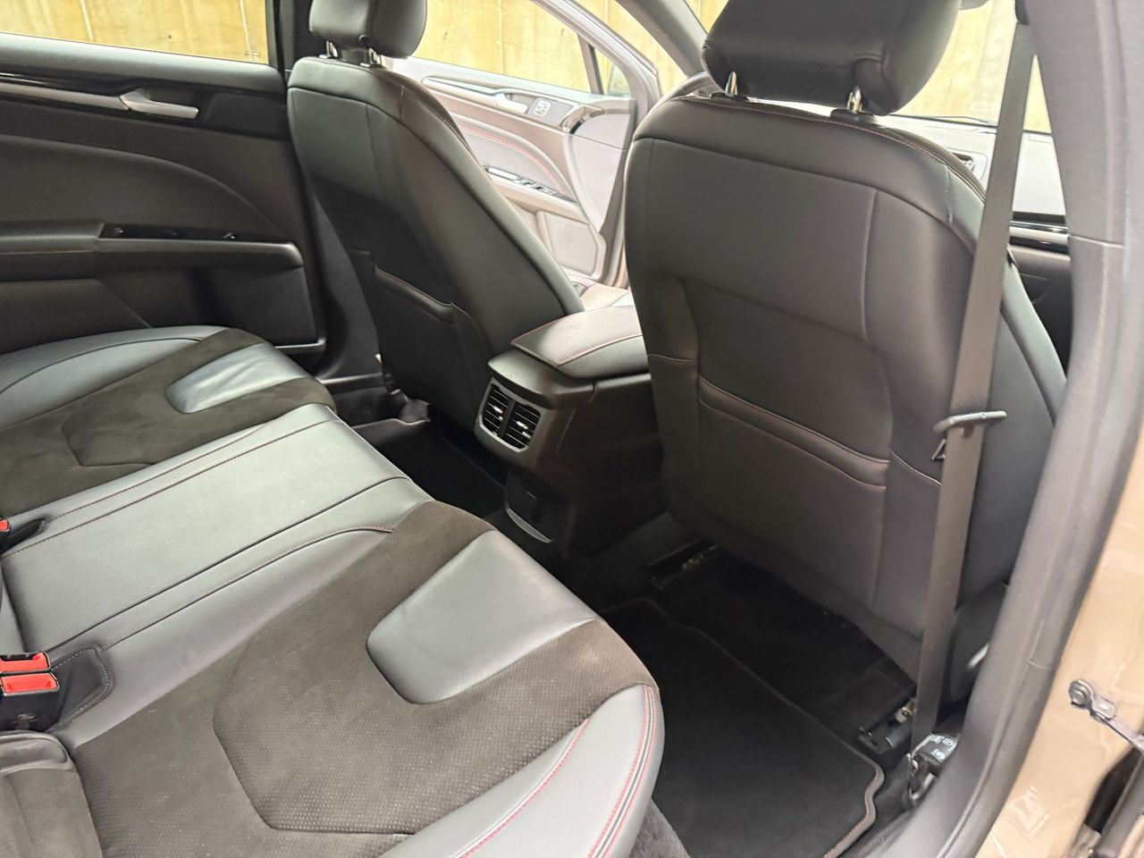 Ford Mondeo 5 puertas ST-Line 2.0 TDCi 110 kW (150 CV) - Foto 64