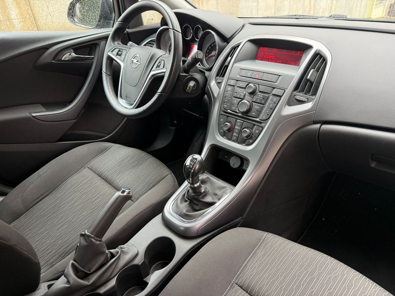 Opel Astra 5p Dynamic 1.6 CDTI 81 kW (110 CV) - Foto 44