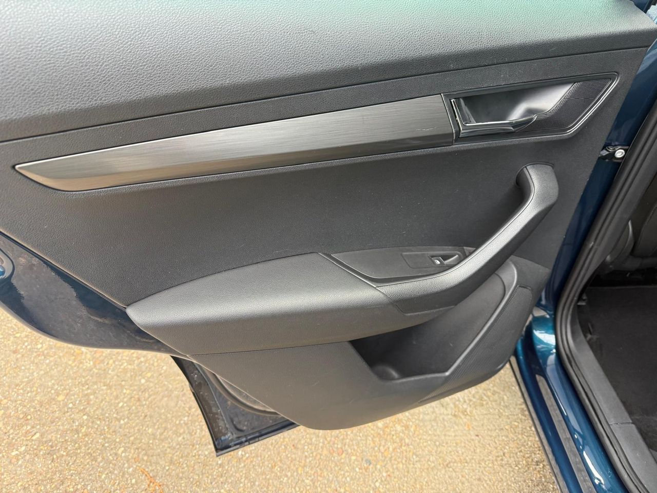 Skoda Karoq Sportline 1.5 TSI 110 kW (150 CV) DSG ACT - Foto 17