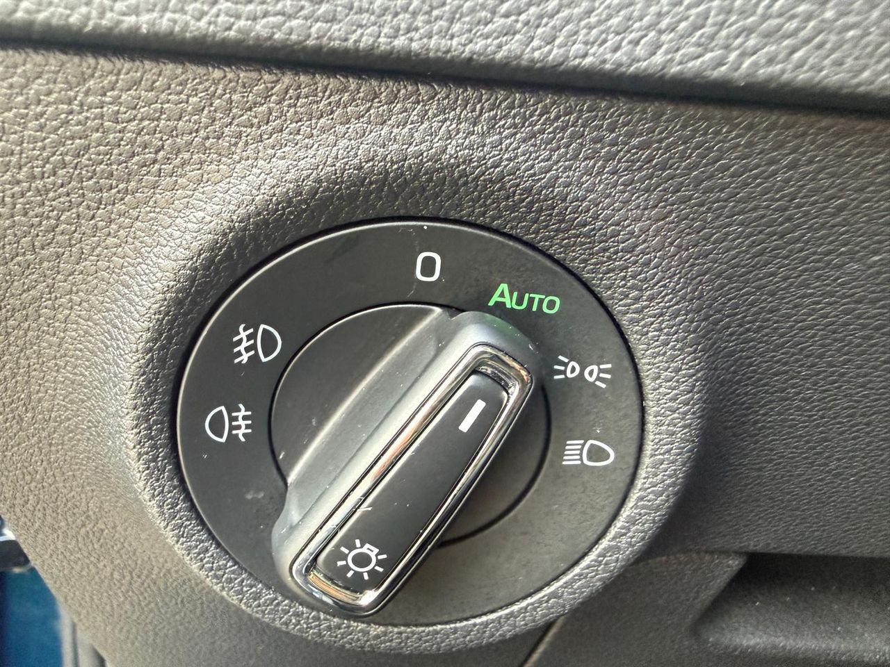 Skoda Karoq Sportline 1.5 TSI 110 kW (150 CV) DSG ACT - Foto 29