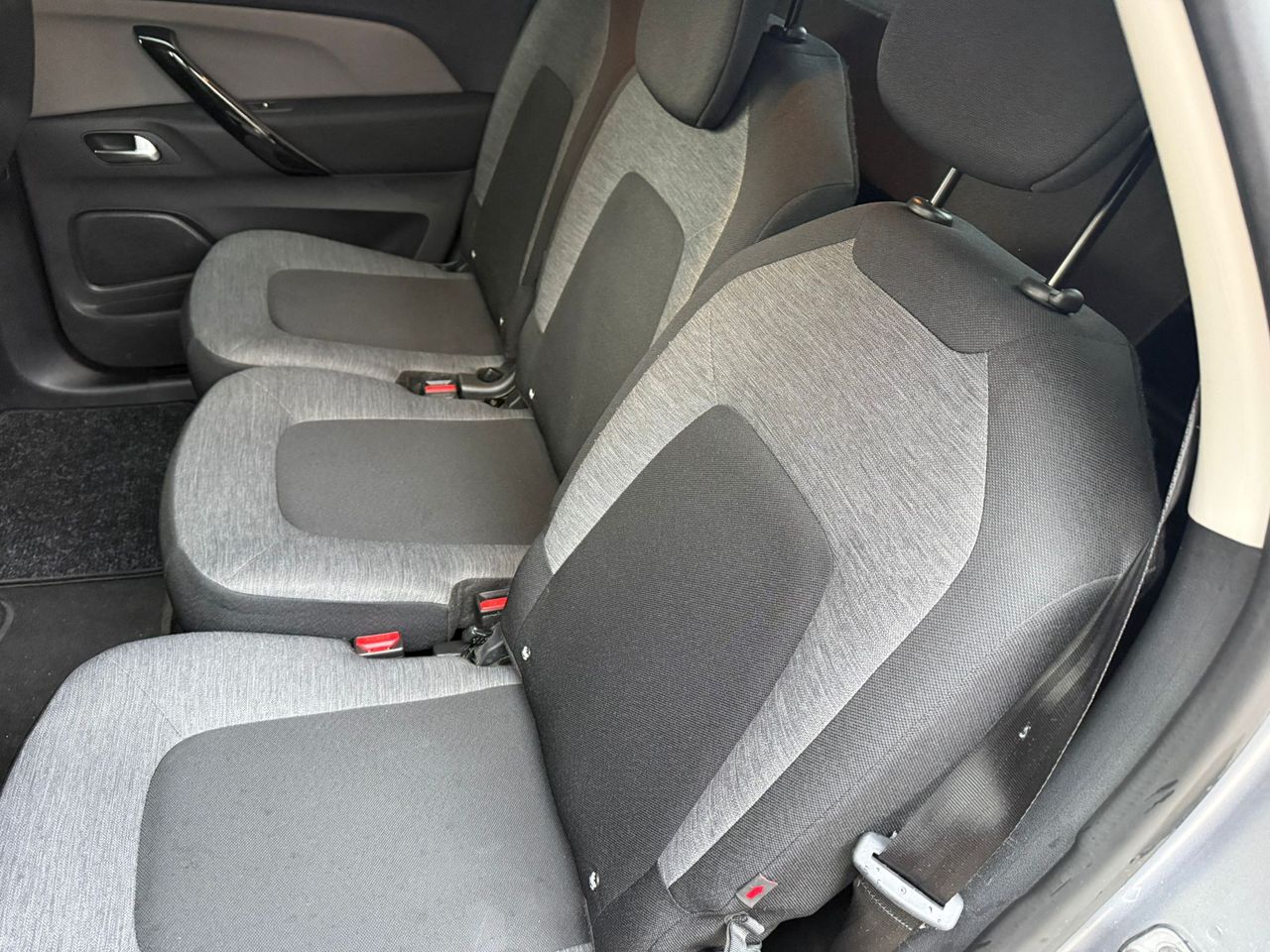 Citroën C4 Spacetourer C4 SpaceTourer BlueHDi 130 S&S Shine - Foto 32