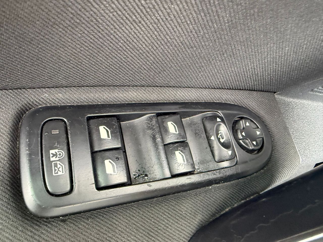 Peugeot 508 SW Style 1.6 e-HDi 115 ETG6 Blue Lion - Foto 21