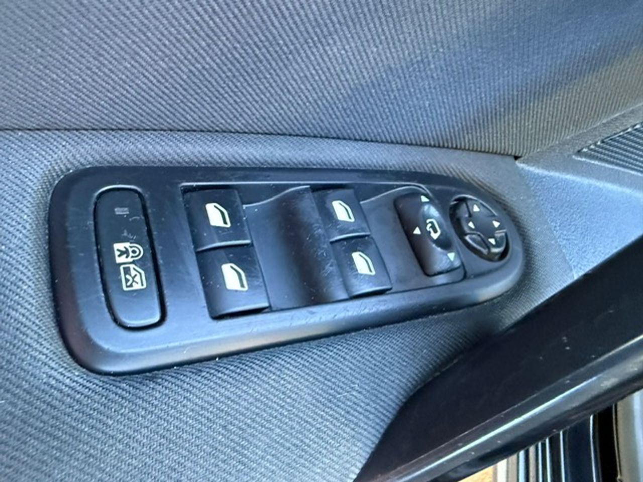 Peugeot 508 SW Style 1.6 e-HDi 115 ETG6 Blue Lion - Foto 19