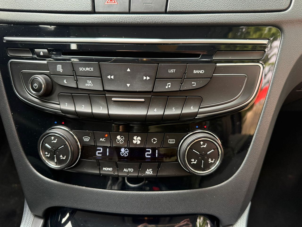 Peugeot 508 SW Style 1.6 e-HDi 115 ETG6 Blue Lion - Foto 37