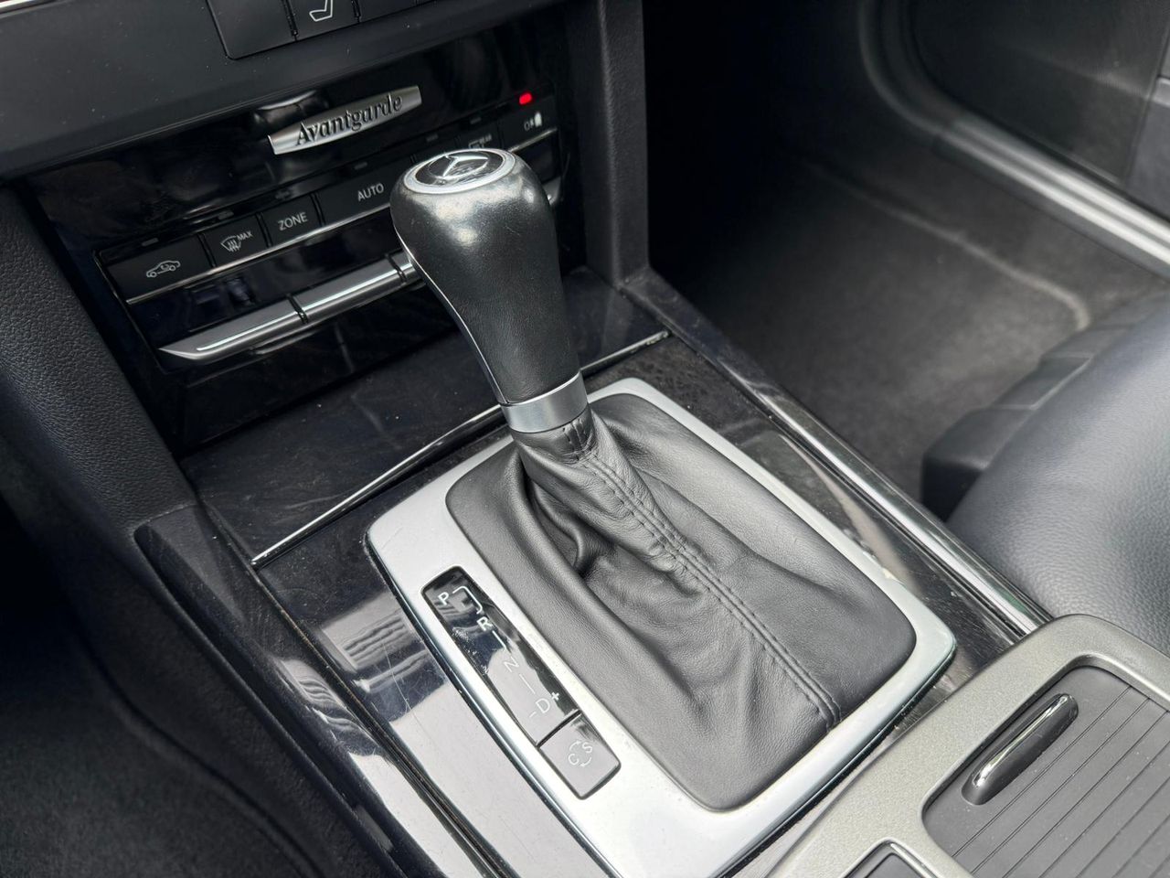 Mercedes Clase E E 220 CDI BlueEFFICIENCY Berlina Aut. - Foto 46