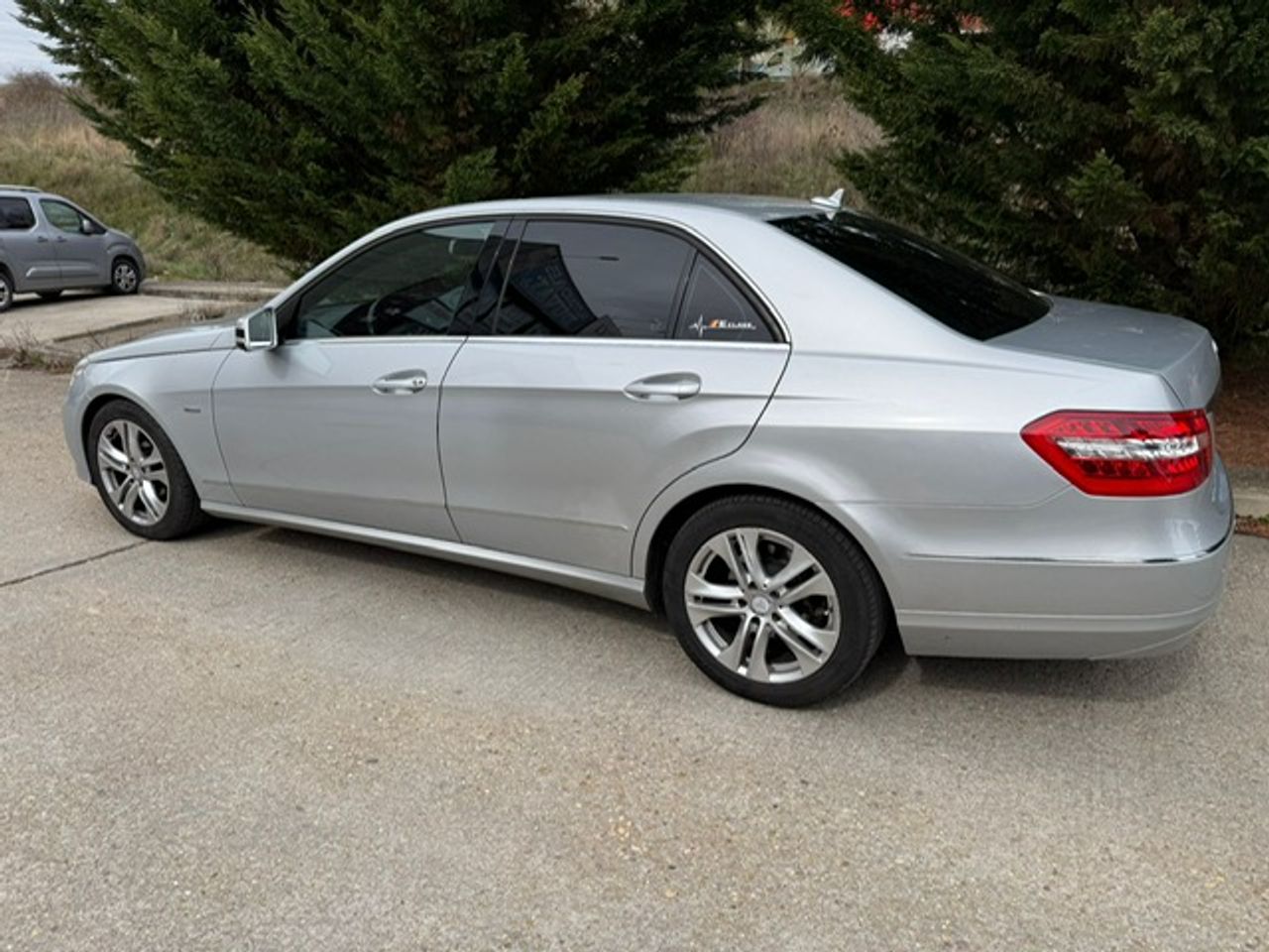Mercedes Clase E E 220 CDI BlueEFFICIENCY Berlina Aut. - Foto 13