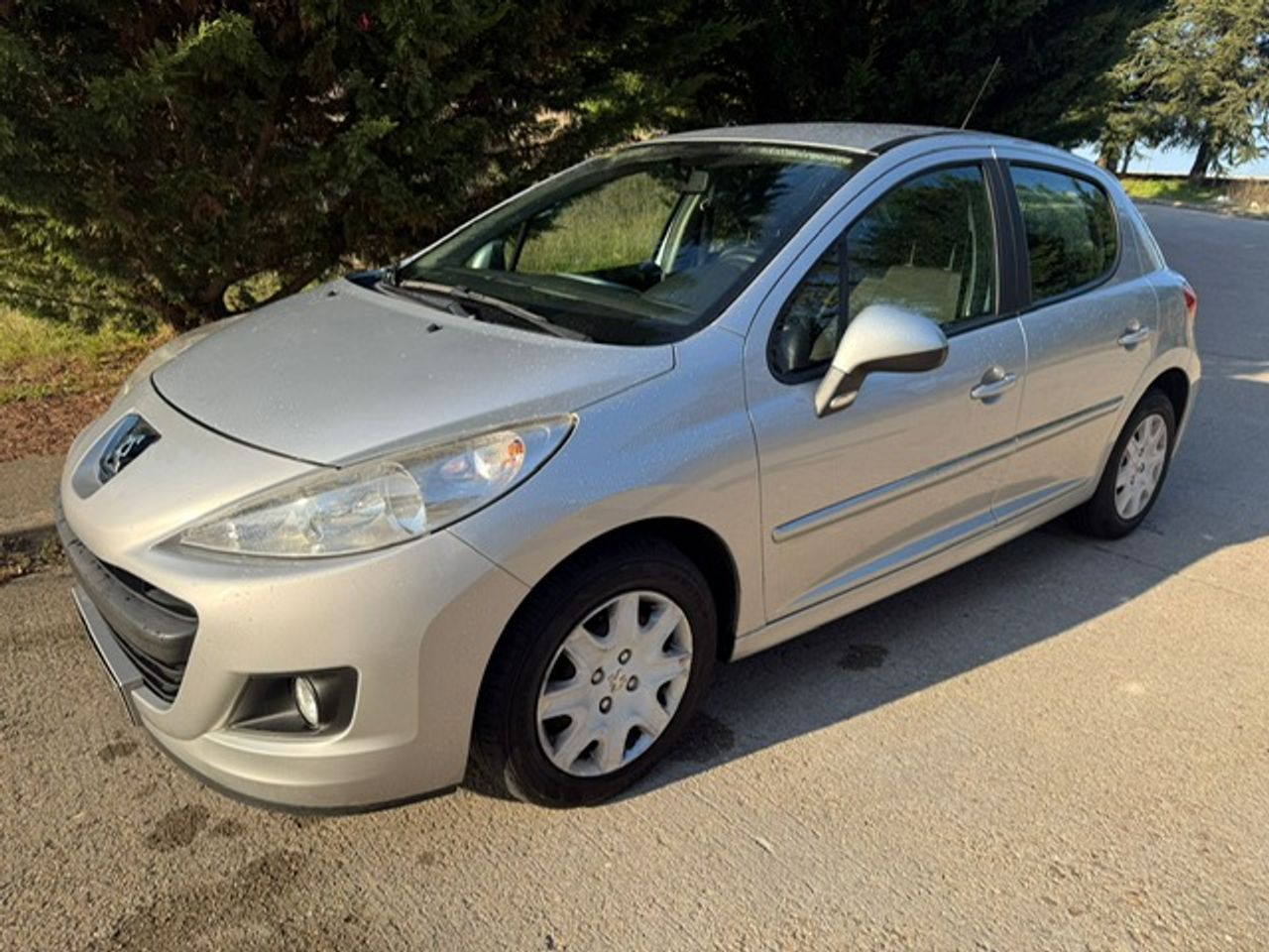 Peugeot 207 + 207+ 5p 1.4 HDi 68 - Foto 24