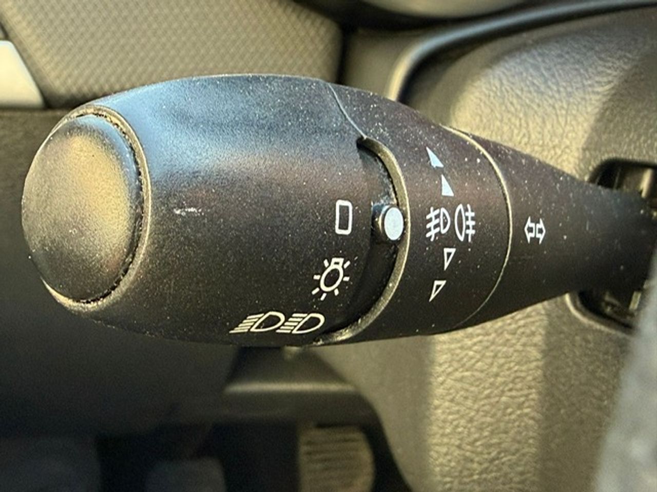 Peugeot 207 + 207+ 5p 1.4 HDi 68 - Foto 32